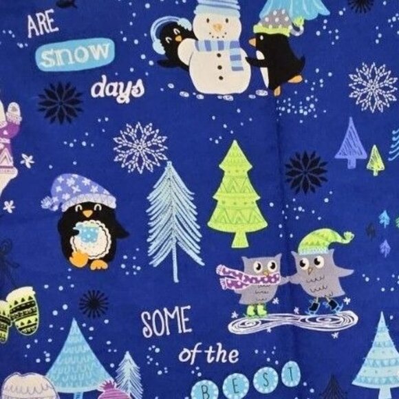 Womens Scrub Star 3XL Scrub Top Blue Snowy Scene Owls & Penguins - Picture 3 of 3